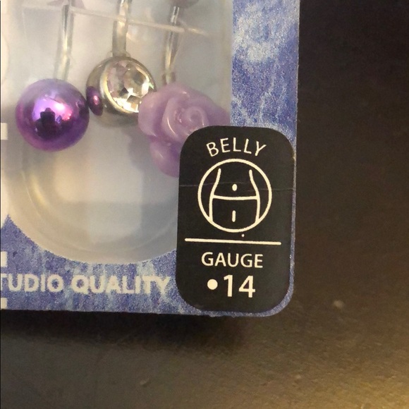 Studio Quality Belly Rings - Picture 3 of 3